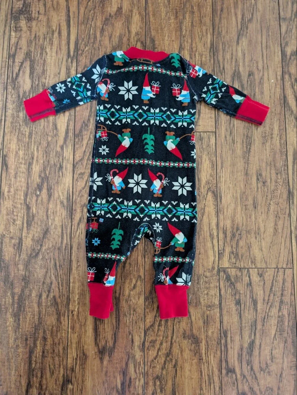 Hanna Andersson Christmas Gnome Print One-Piece Footie with Red Trim